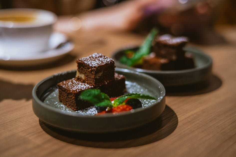 sherman kwan TK2uHbrzLG8 unsplash 2 - The Best Snacks for Christmas: Sweet and Savory Ideas